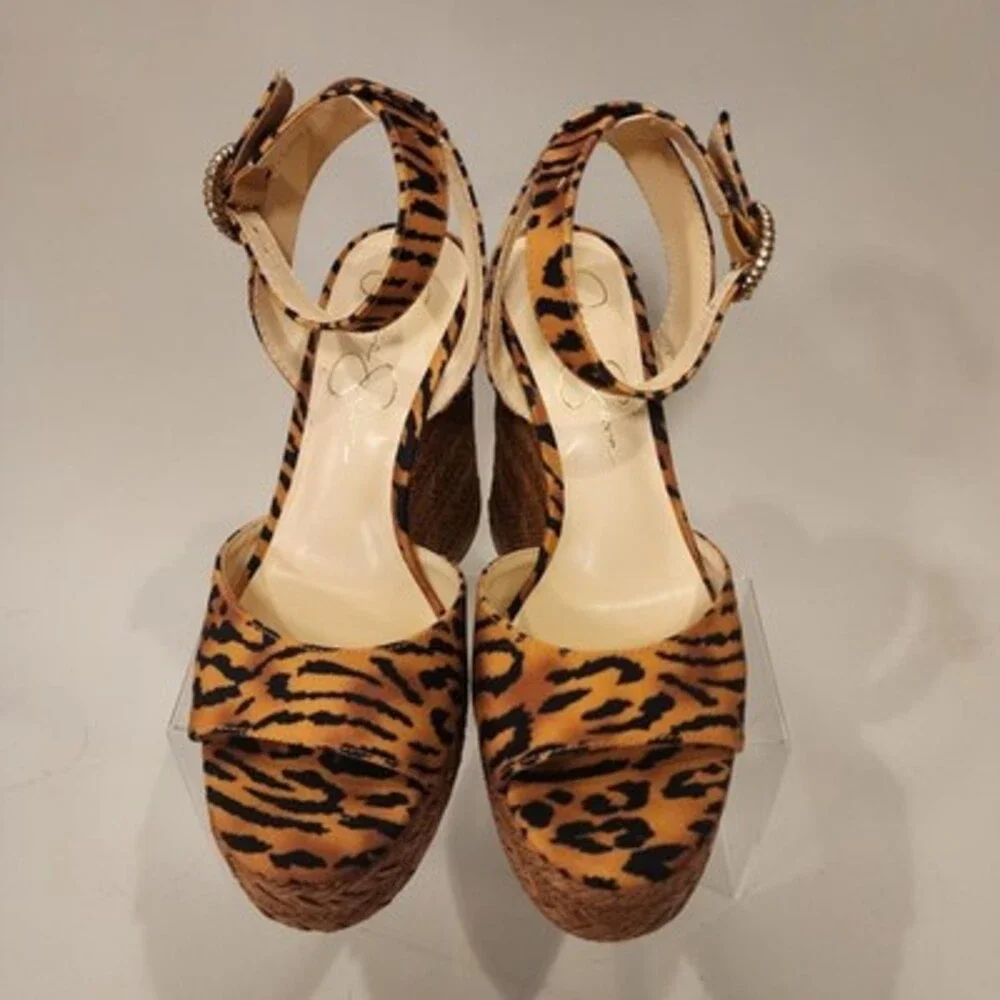 Jessica Simpson Kamindi Tiger Leopard Print Platform Wedges  Size 7 M
